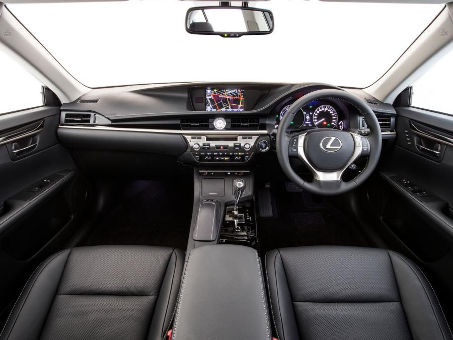  Lexus ES300h 2013 года  (AU) (фото 11 из 14)